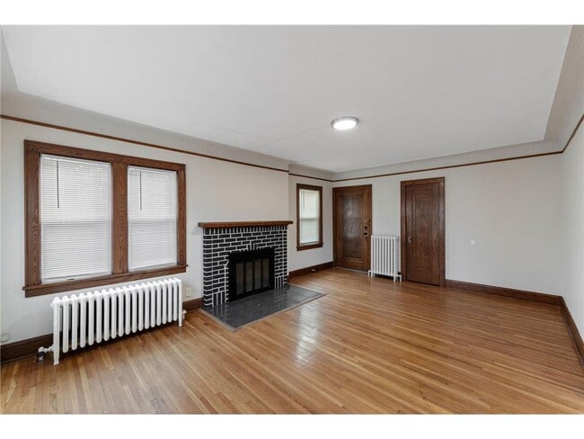 Building Photo - 4253 N James Ave