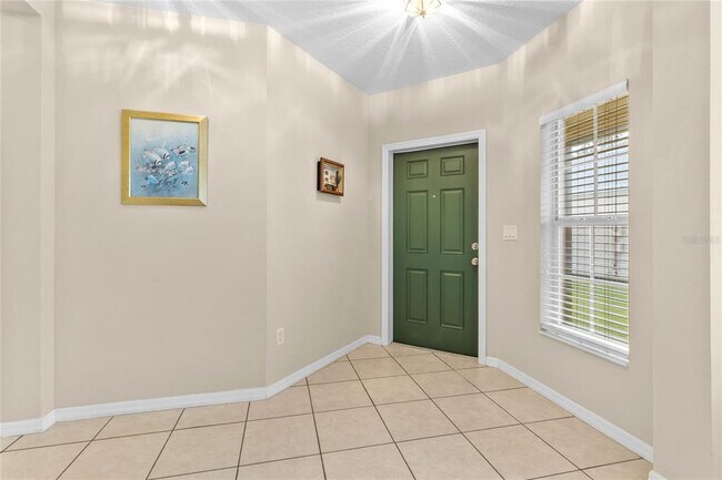 Foto del edificio - 5223 Layton Dr
