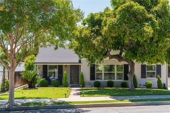 Building Photo - 1058 Kendall Dr