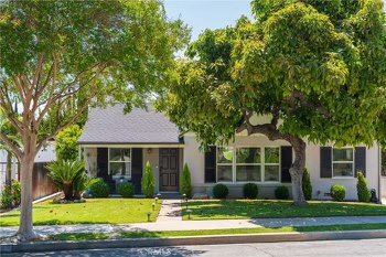 Foto del edificio - 1058 Kendall Dr