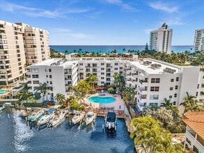 Building Photo - 1421 S Ocean Blvd