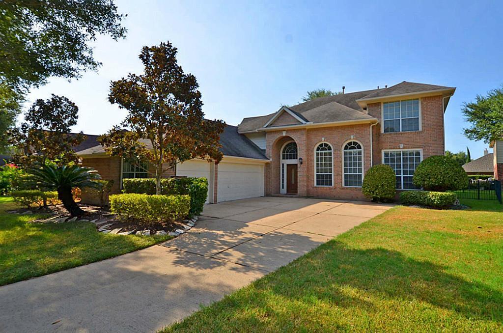 Primary Photo - 4031 N Crystal Lake Cir
