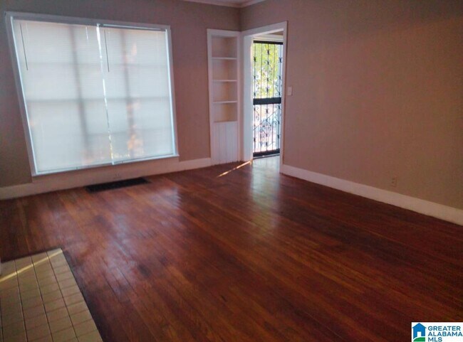 Foto del edificio - 1316 44th St Ensley