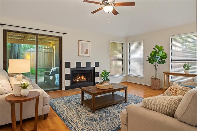 Foto principal - 10204 Oak Terrace Cir