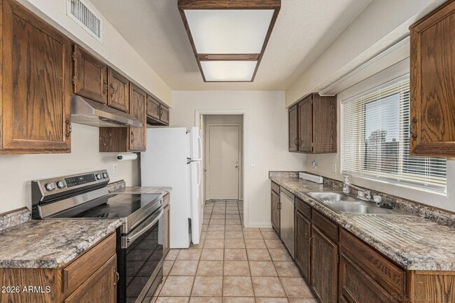 Foto del edificio - 6850 W Cholla St