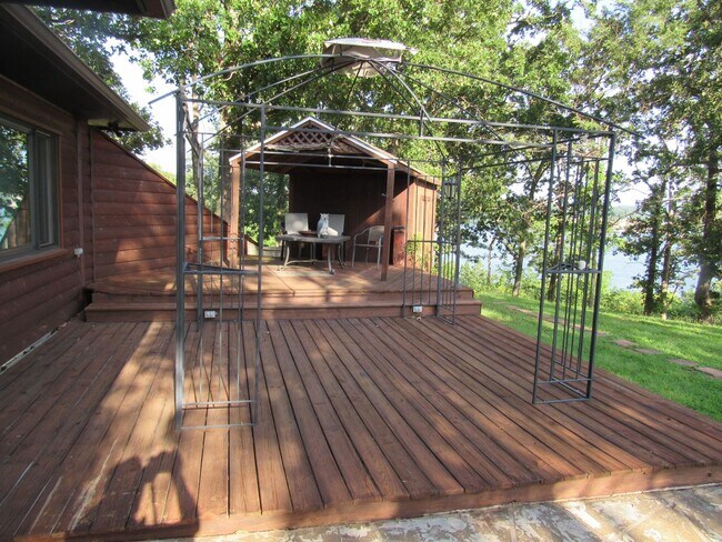 Foto del edificio - Fully Furnished One-Level Lakeview Home in Camdenton