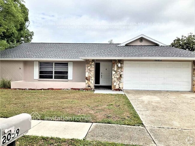 Building Photo - 2059 Sandpiper Dr