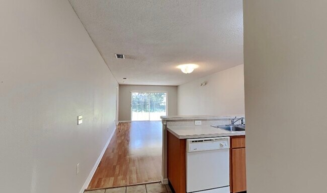 Building Photo - 2129 Mystic Ring Loop