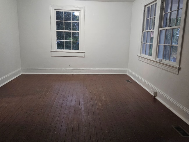 Foto del edificio - 504 Nelson St