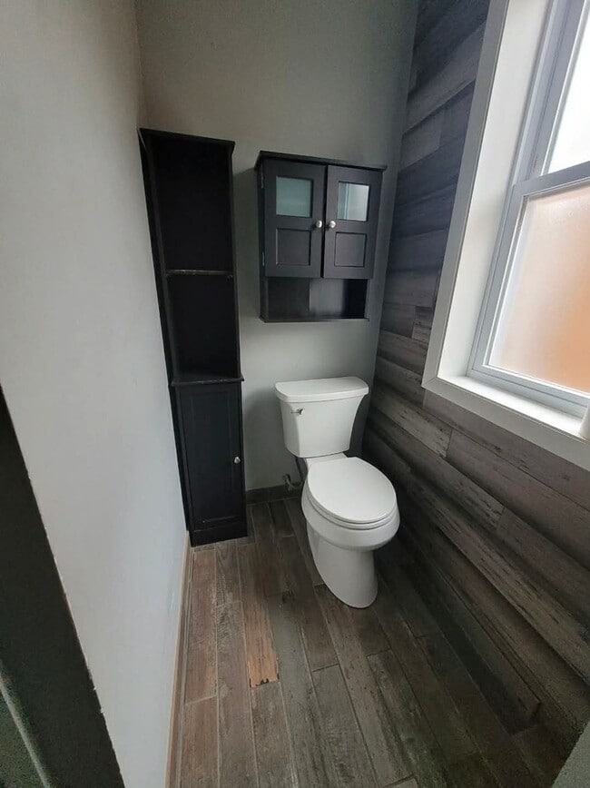 Foto del edificio - 1630 Home Ave