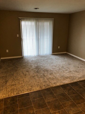 Foto principal - 2275 N Cable Rd