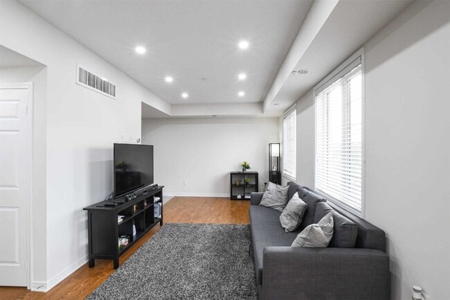Building Photo - 180 Howden Blvd