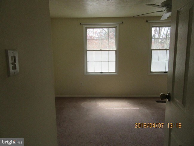 Building Photo - 12511 Willow Spring Cir