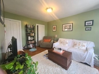 Building Photo - 364 K St