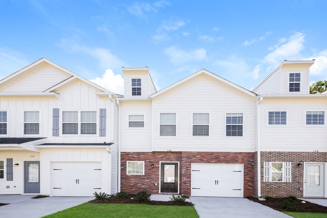 128 Riley Cir, Dawsonville, GA House Rental in Dawsonville, GA