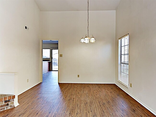 Foto del edificio - Fantastic home in Flower Mound ready for move-in April 10th!