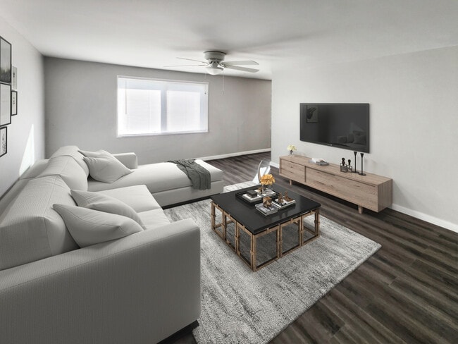 Building Photo - Seneca Oaks