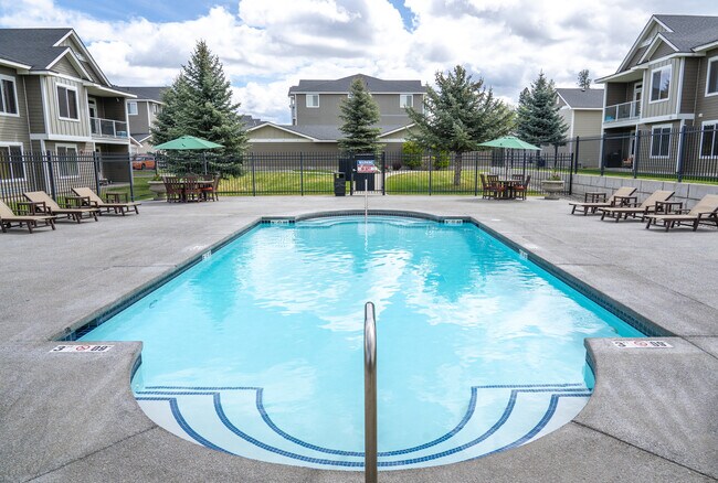 Piscina - The Reserve at Shelley Lake