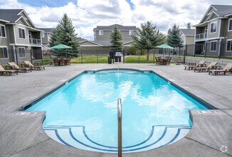 Pool - The Reserve at Shelley Lake