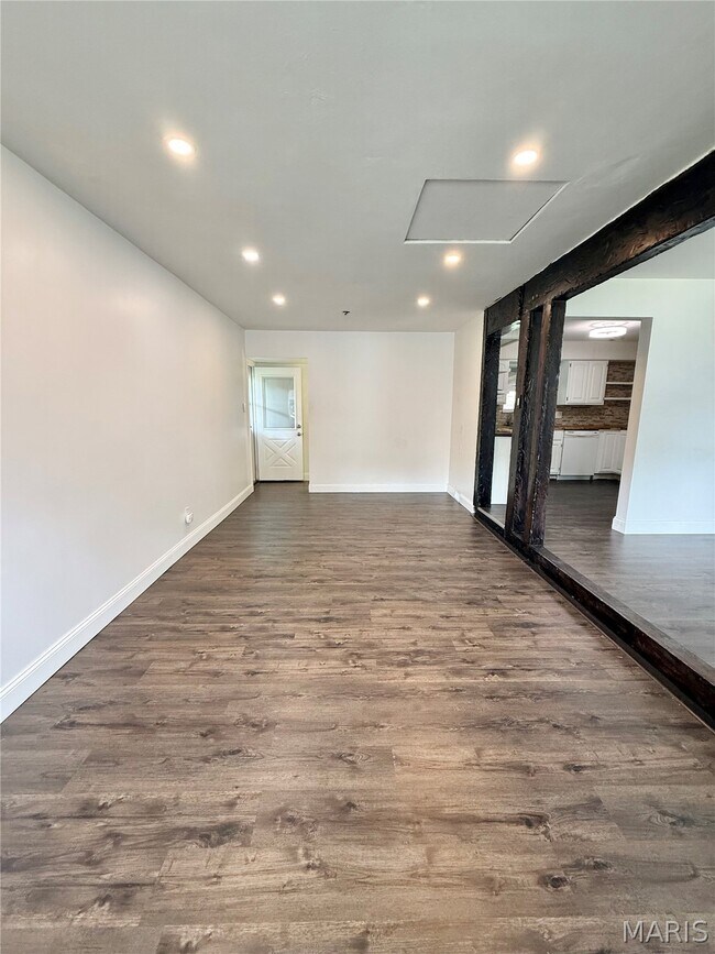 Foto del edificio - 76 Gatewood Ct