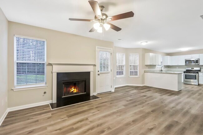 Building Photo - 126 Bellington Dr