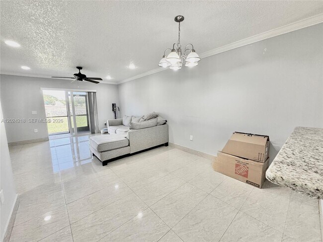 Foto del edificio - 10991 NW 30th Pl