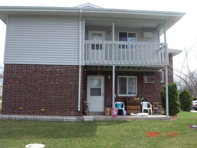 Primary Photo - 210 S 5th St