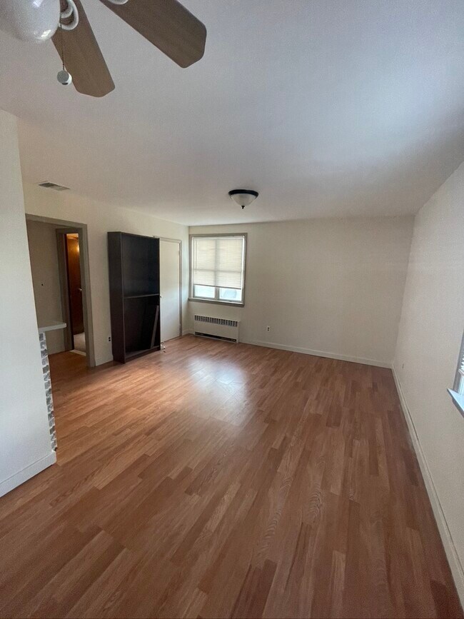 Foto del edificio - 245 81st St