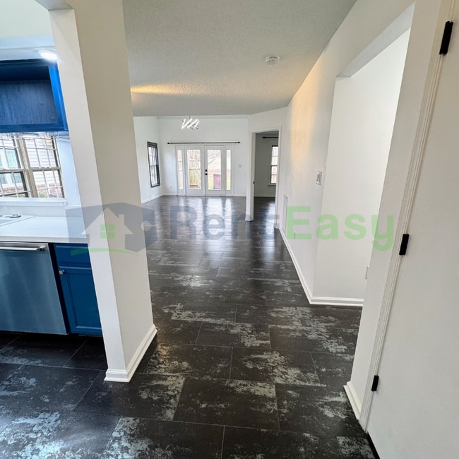 Foto del edificio - 1016 Winged Foot Ct