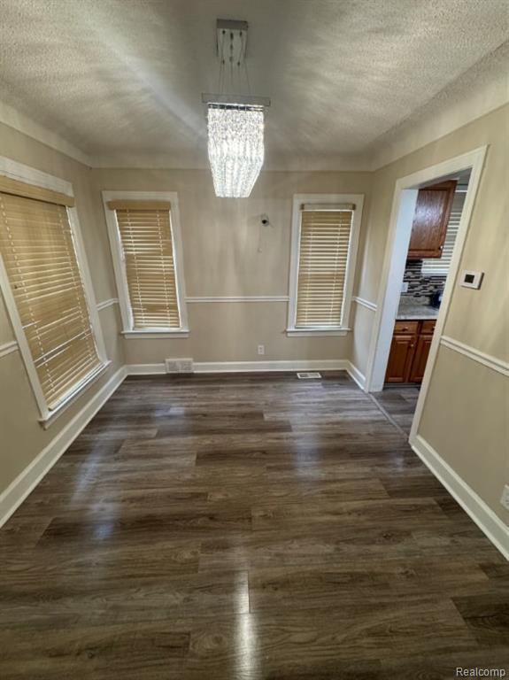 Foto del edificio - 10407 Roxbury St