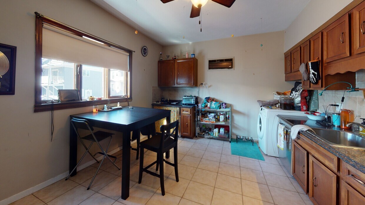 25 Adams St Unit 1, Brookline, MA 02446 Apartments in Brookline, MA