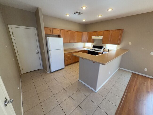 Foto del edificio - Gated community in Southern Highlands!