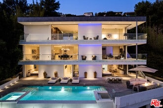 Building Photo - 7080 Mulholland Dr