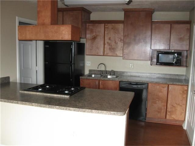Foto del edificio - 5031 Pine Ave