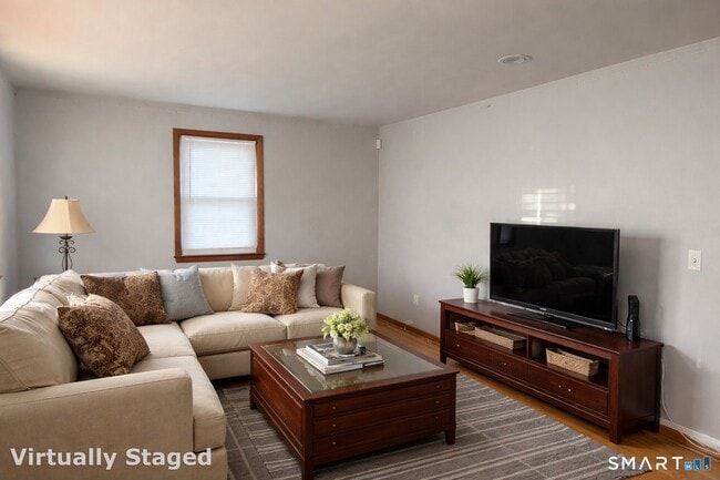 Building Photo - 46 Myron Ave