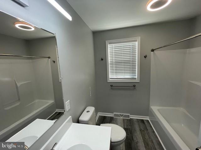 Foto del edificio - 126 Meadow Hill Dr