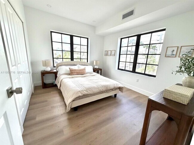 Foto del edificio - 1619 Jefferson Ave