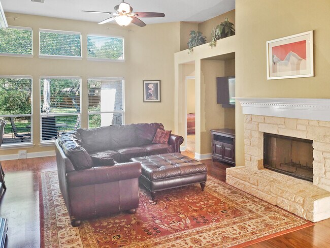 Building Photo - 8109 Endeavor Cir