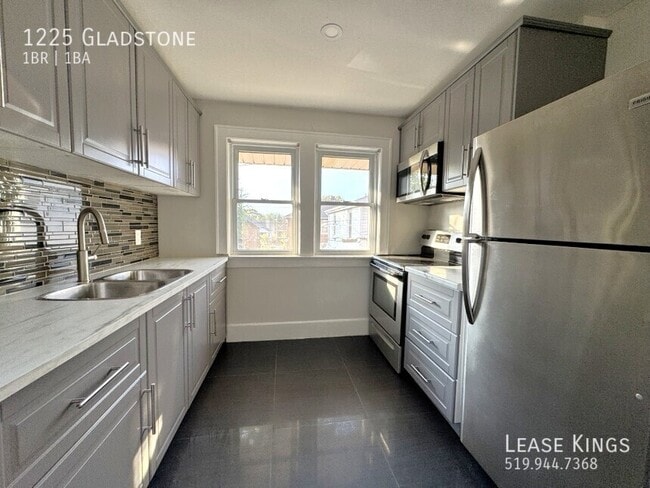Building Photo - 1225 Gladstone Ave