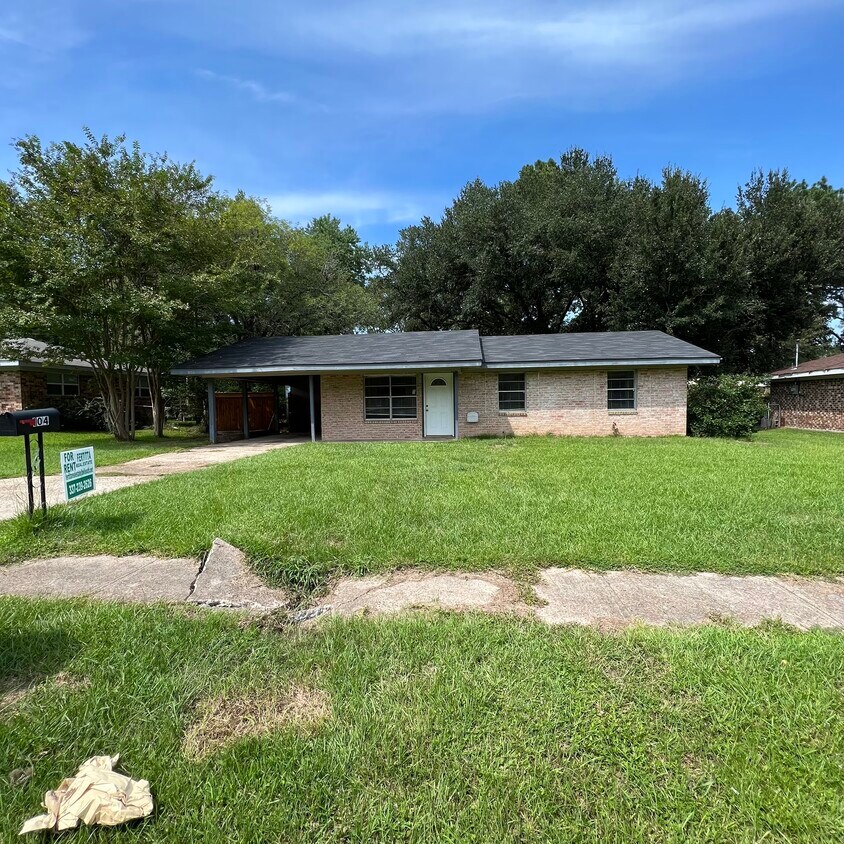 104 Nelda Dr, Leesville, LA 71446 House Rental in Leesville, LA