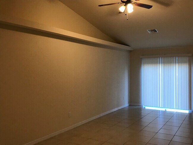 Foto del edificio - Ready for Move in!