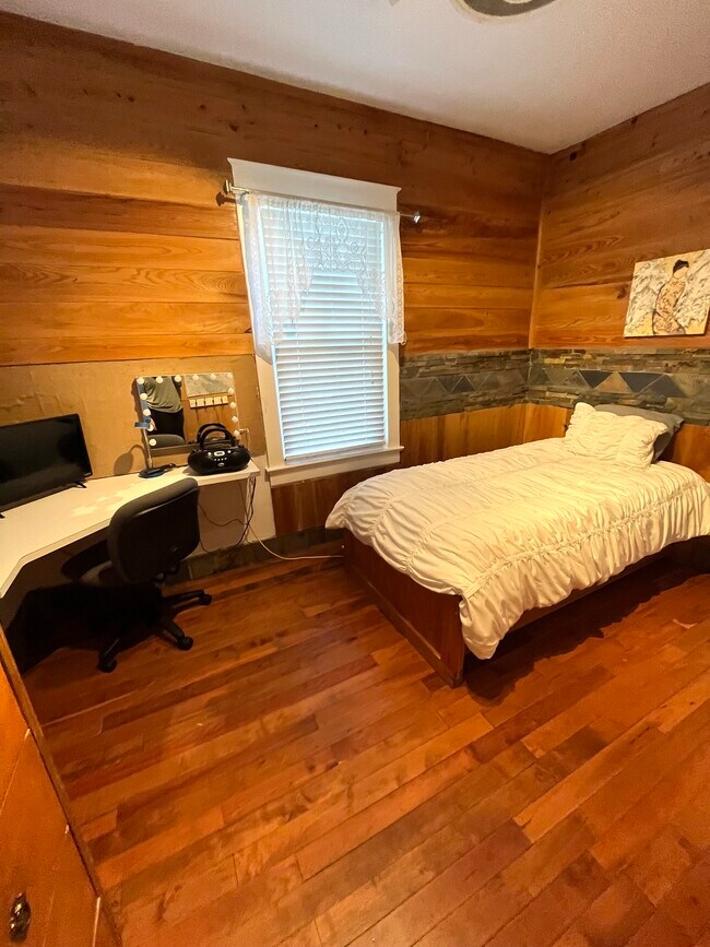 Foto del edificio - 1706 Mary St