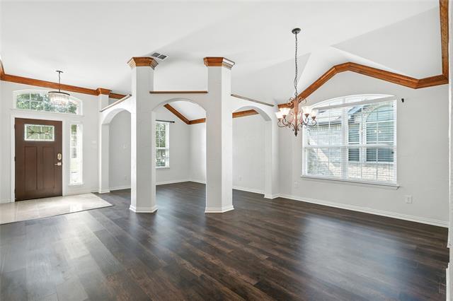 Building Photo - 12404 Daimler Dr