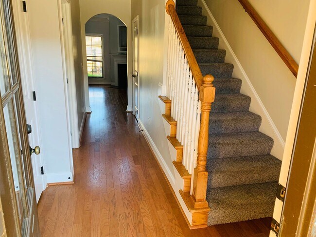 Foto del edificio - 2005 Stephanie Ct