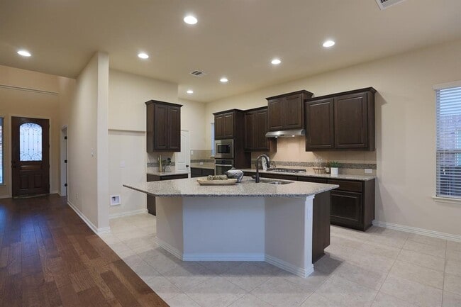 Building Photo - 3243 Hidalgo Loop