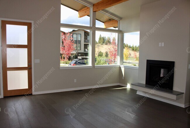 Foto del edificio - Truly stunning single-level 3 BR home in great location in Northwest Crossing