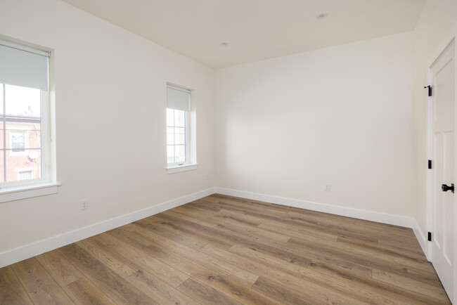 Front Bedroom, 2nd Floor, (15' X 14') - 1810 Tasker St