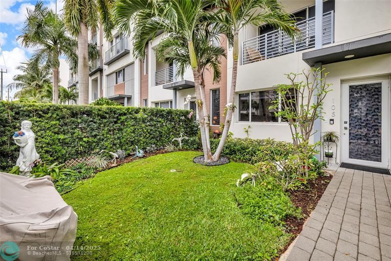 Foto principal - 1045 NE 18th Ave