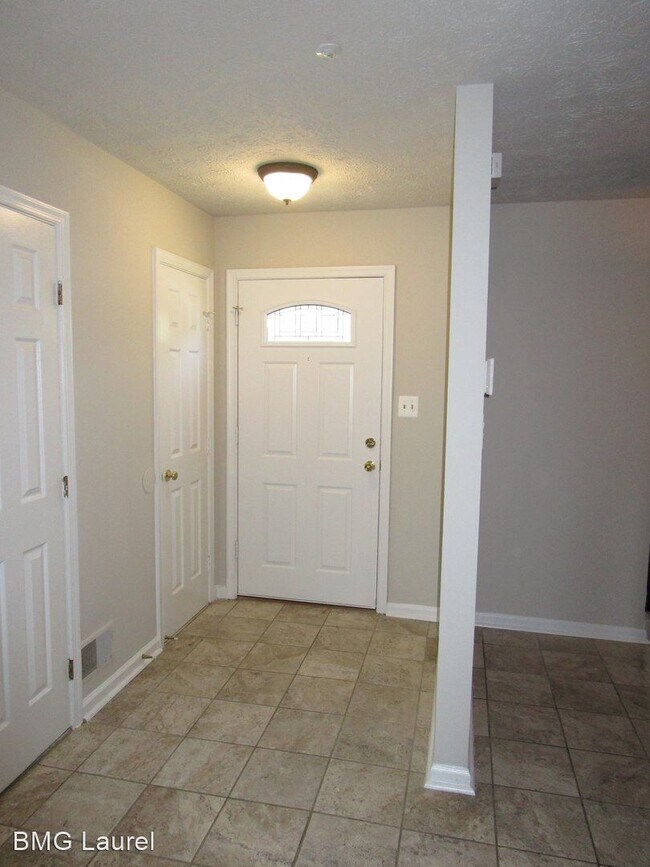 Building Photo - 3 br, 2.5 bath House - 8524 Paragon Court