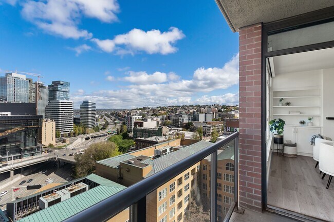 Foto del edificio - 1420 Terry Ave